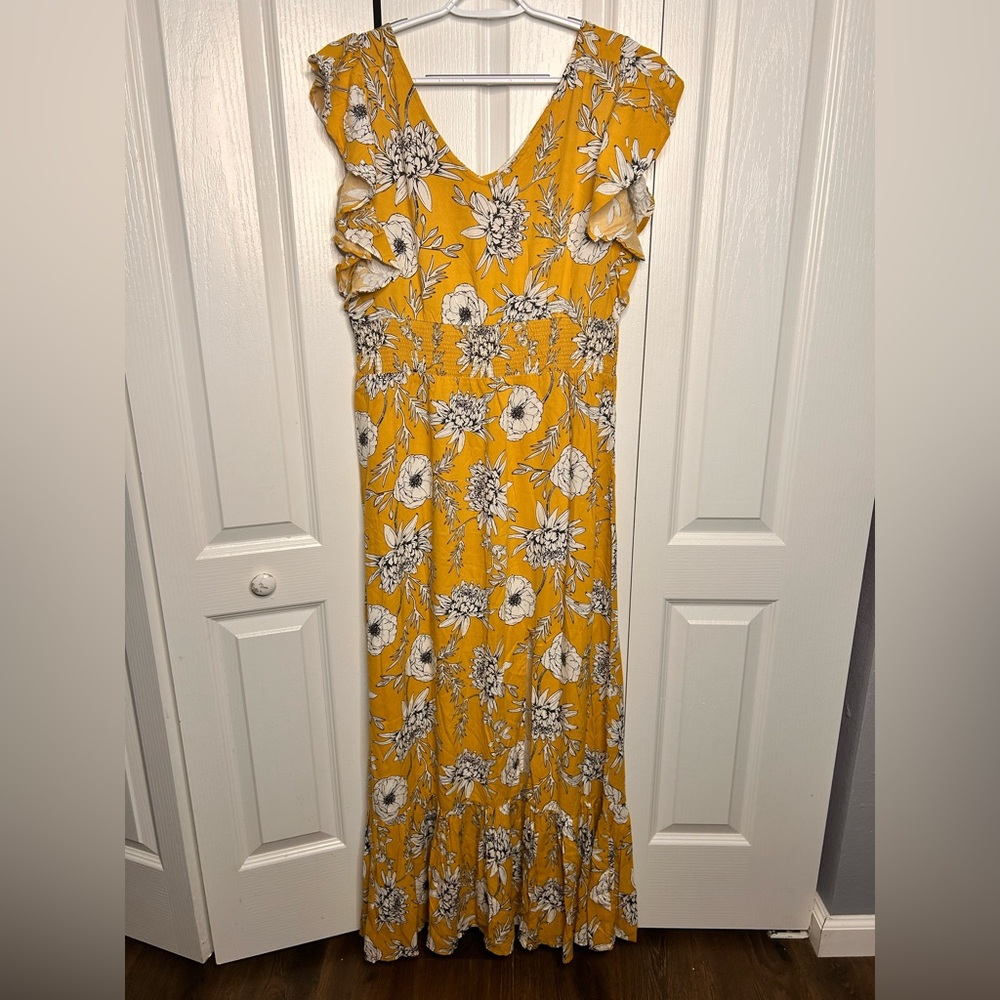 Beyond Words Women’s Large Floral Yellow V-Neck‎ Smocked Maxi Dress Slit Rayon